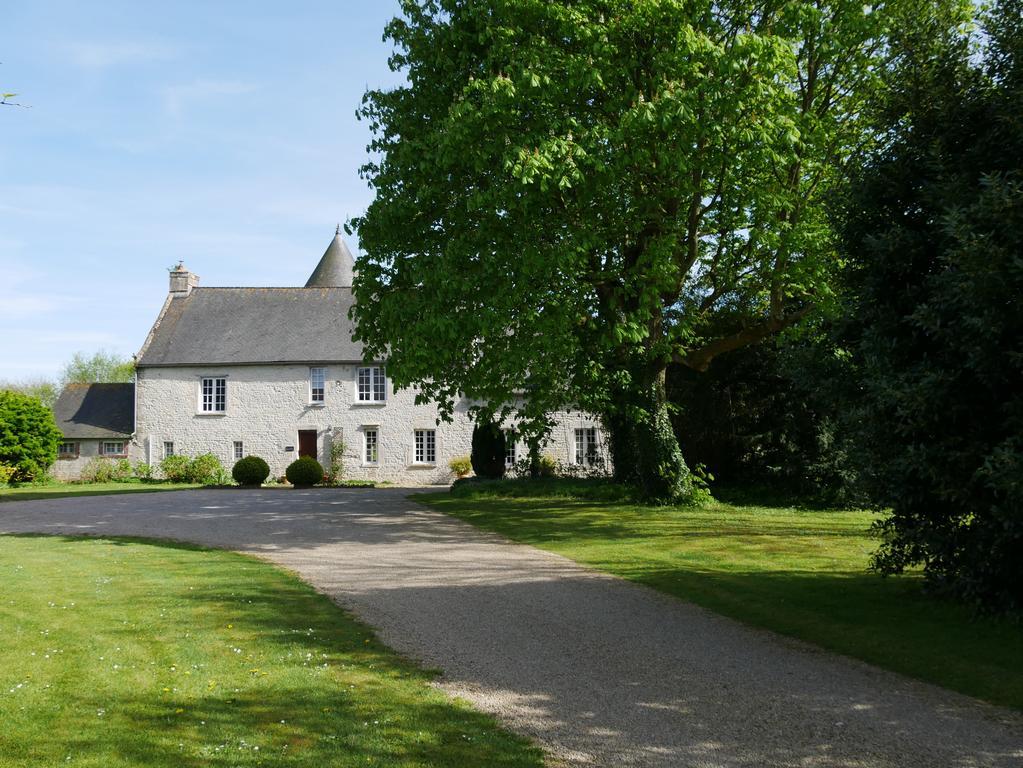 Le Manoir De Juganville Saint-Martin-de-Varreville Luaran gambar